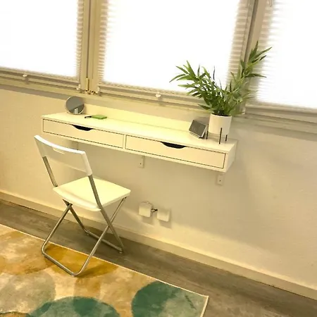 Hostel Monteur Deluxe *